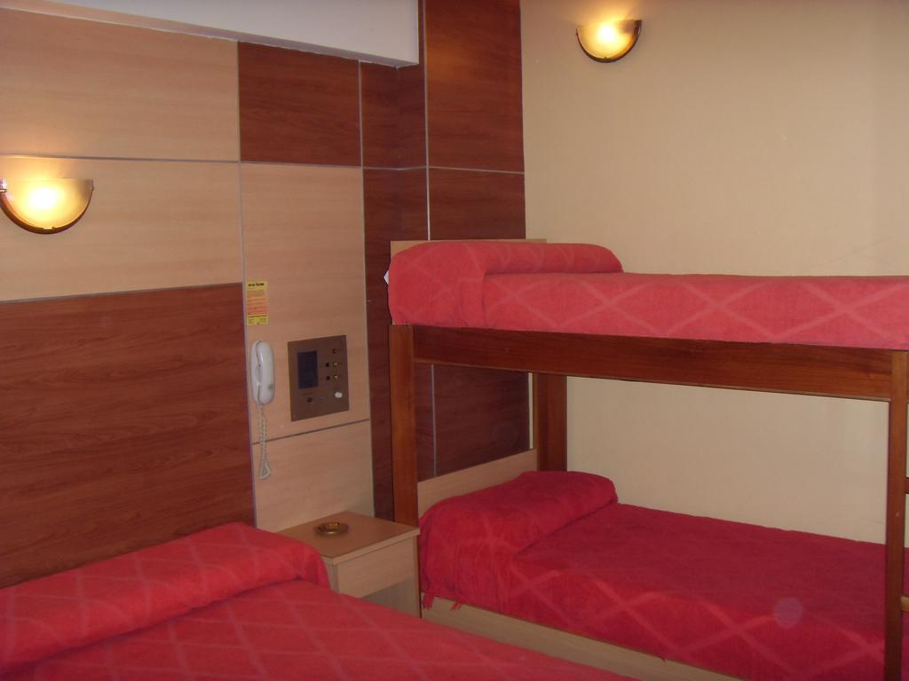 Hotel Embajador Rosario Oda fotoğraf