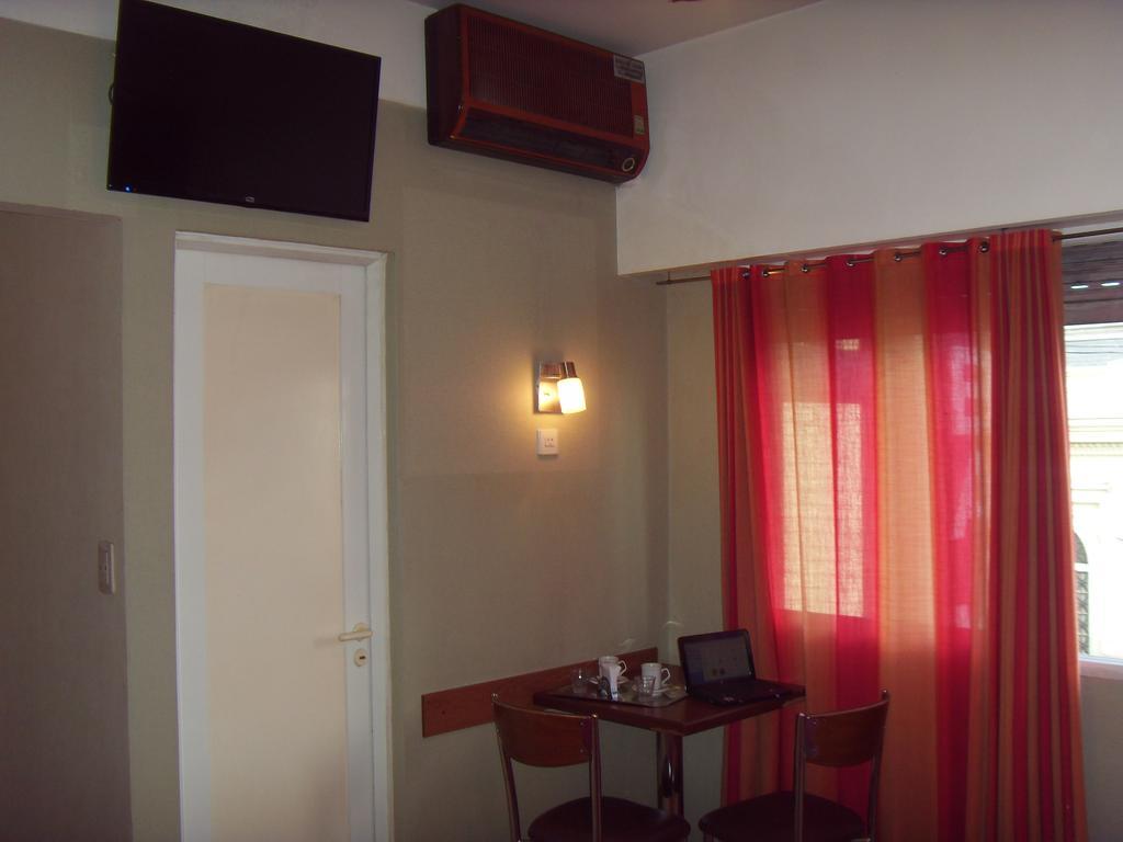 Hotel Embajador Rosario Oda fotoğraf