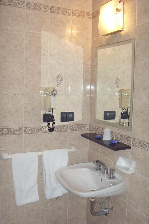 Hotel Embajador Rosario Dış mekan fotoğraf